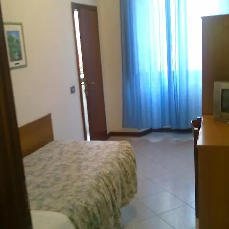 Hotel Italia Di Nardi Renzo & C Snc