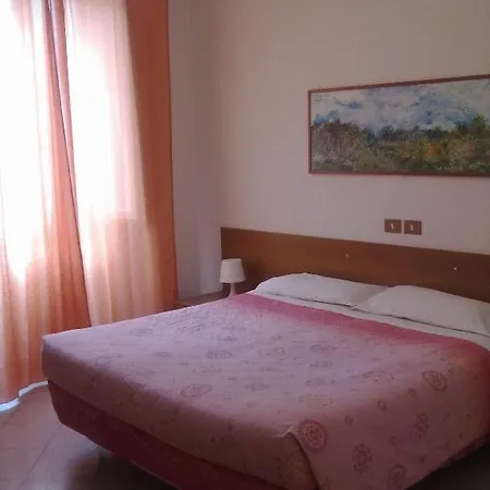 Hotel Italia Di Nardi Renzo & C Snc Poggibonsi